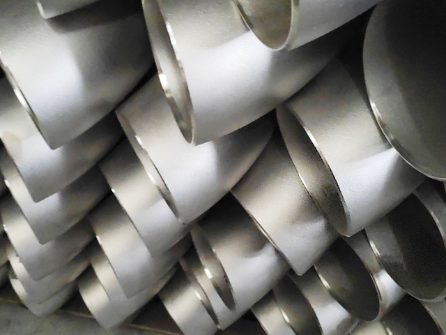  زانو جوش داده شده با لب به لب از جنس استنلس استیل 90 درجه 12 اینچی ANSI B16.9