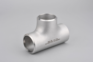 Prix ​​de l'acier inoxydable 304/316L formant un raccord de tuyau en T droit &agrave; trois voies directement en usine