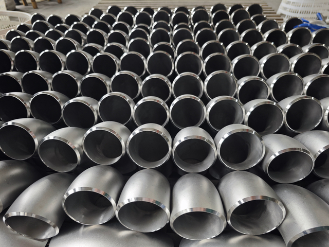 ข้อต่อท่อ SS316L สแตนเลสแบบไม่มีรอยต่อพร้อมอุปทานราคาต่ำ