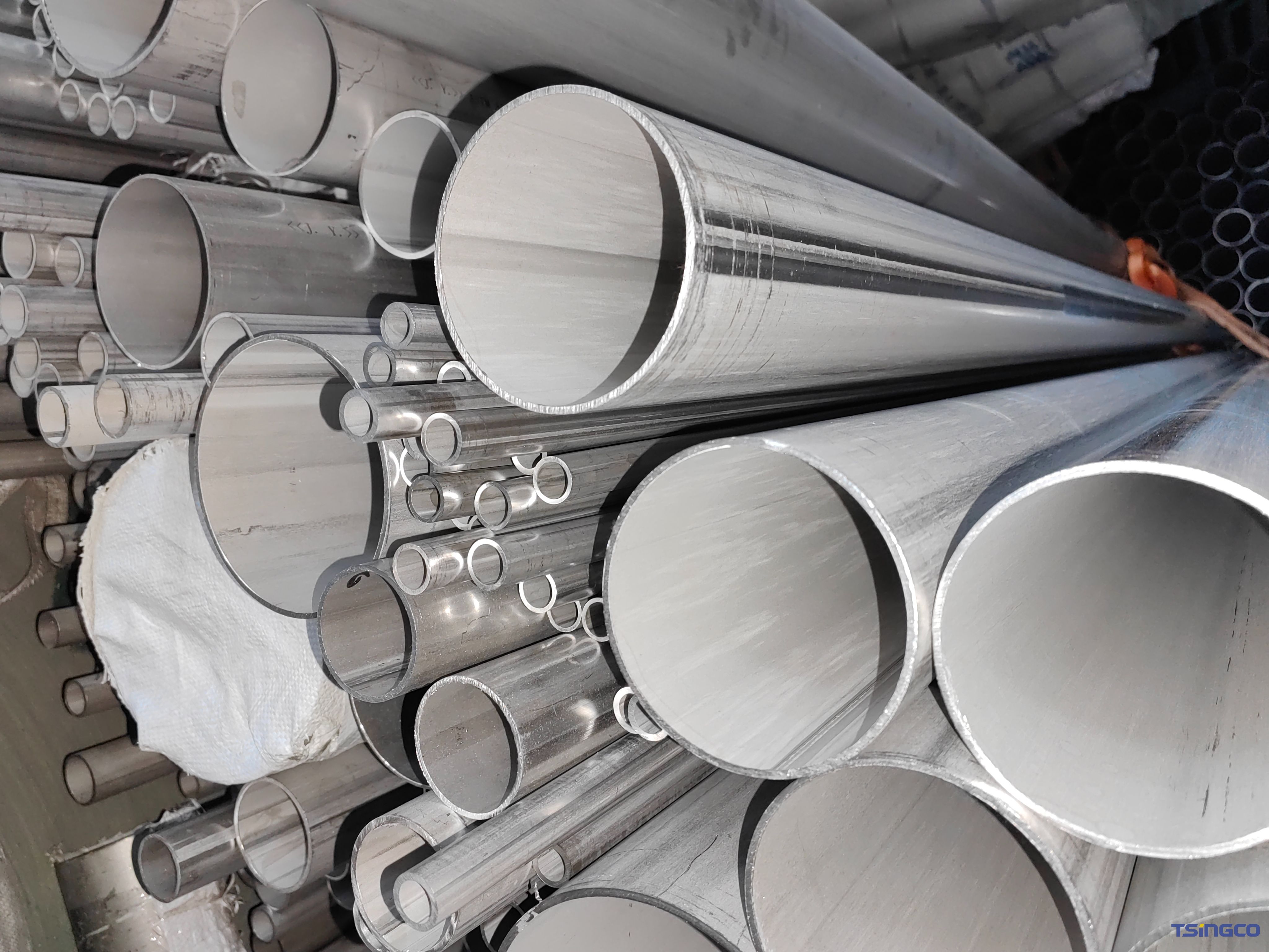 ຂາຍສົ່ງ Hast 276 Monel400 K500 Inconel 690 625 Round Tube ERW Welded Nickel Alloy Steel Structure Pipe with Construction Material Ventilation Product