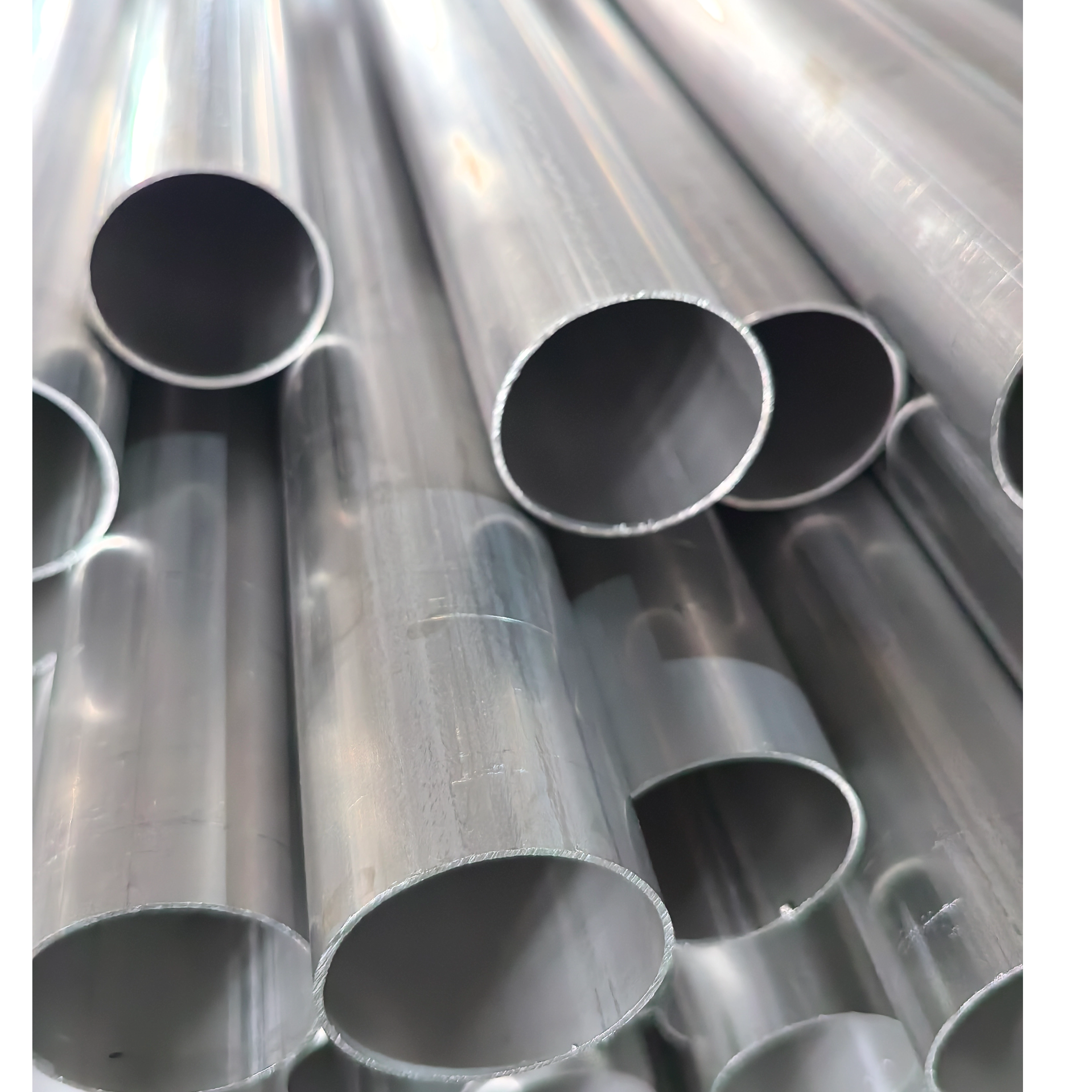 ភាពខុសគ្នារវាង Nickel Alloy និង Stainless Steel Pipe